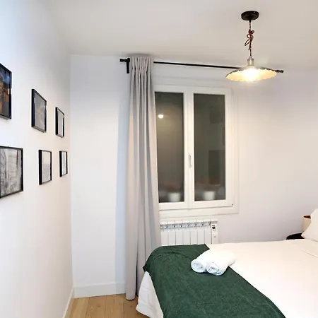Piso Reformado Frente A La Catedral Appartement Bilbao Buitenkant foto